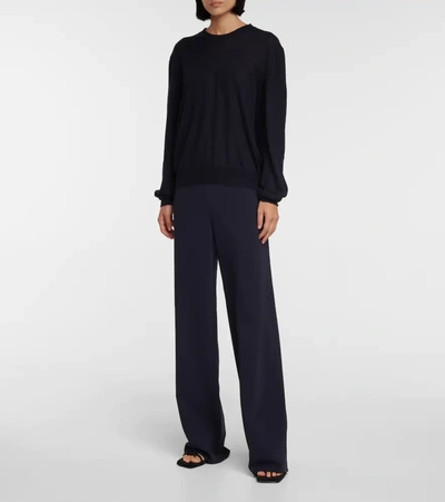 Shop The Row Islington Cashmere Sweater In Blue