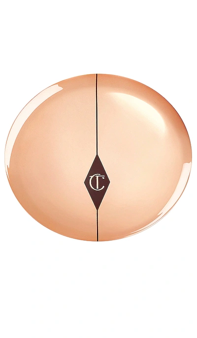 Shop Charlotte Tilbury Airbrush Flawless Finish In 适中