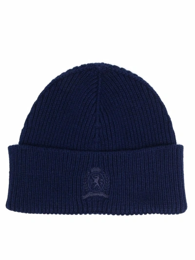 Shop Tommy Hilfiger Crest-embroidered Beanie Hat In 蓝色
