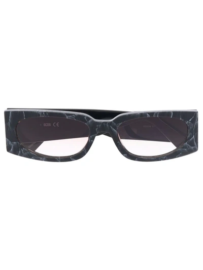 Shop Gcds Marble-effect Rectangular-frame Sunglasses In Schwarz