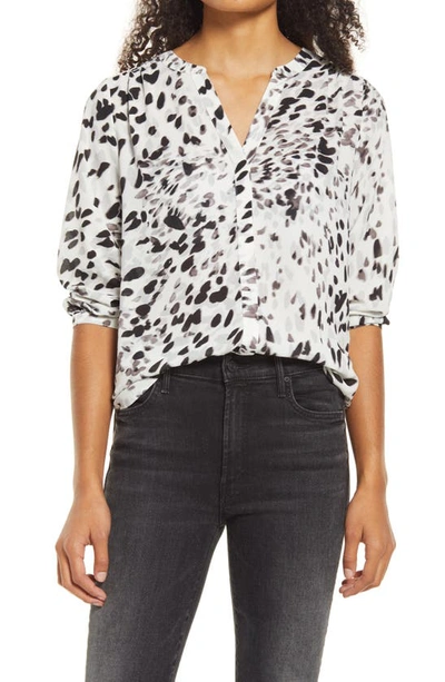 Shop Nydj High-low Crepe Blouse In Beverly Abstract