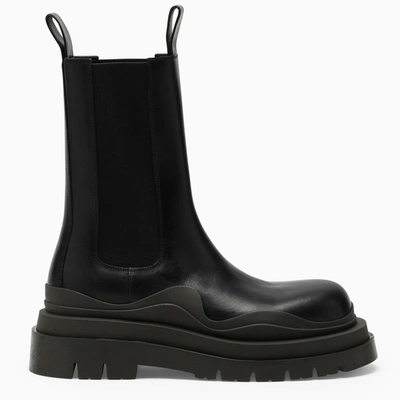 Shop Bottega Veneta Black/dark Green Tire Boots