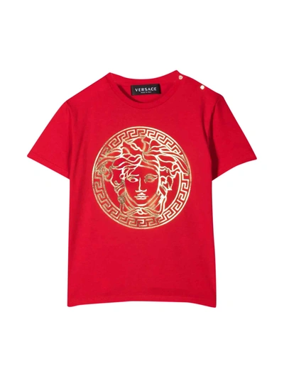 Shop Versace Young Newborn Red T-shirt In Rosso/oro