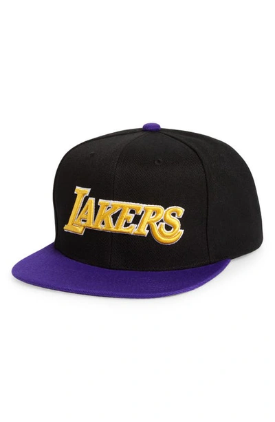 Shop Mitchell & Ness Nba Core L.a. Lakers Snapback Baseball Cap In Black