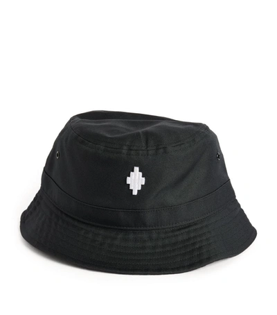 Shop Marcelo Burlon County Of Milan Cross Logo Bucket Hat In Black