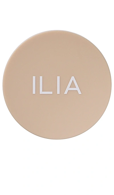 Shop Ilia Soft Focus Finishing Powder In Fade Into You