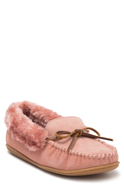 Shop Minnetonka Camp Faux Fur Lined Moccasin Slipper In Blush Blh