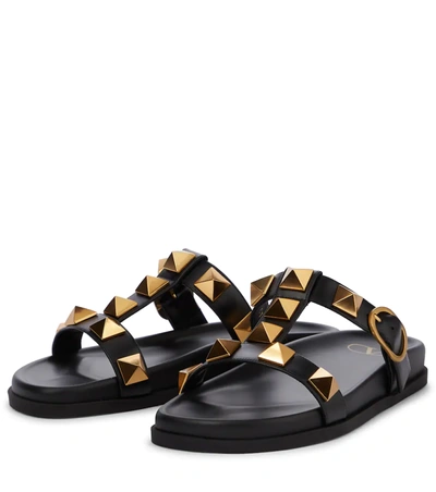 Valentino Roman Stud Leather Slides In 黑色