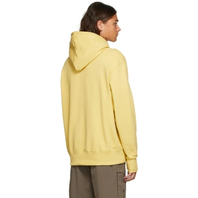 Sportswear Men's Classic Fleece Pullover Hoodie In Saturn Gold,lemon Drop