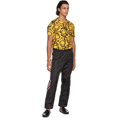 Shop Versace Black Barocco Print T-shirt In 5b000 Blkgl