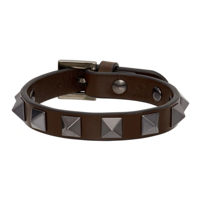 Shop Valentino Brown Rockstud Bracelet In Kg8 Fondant