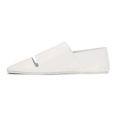 Shop Mm6 Maison Margiela White Leather Slippers In T1003 White