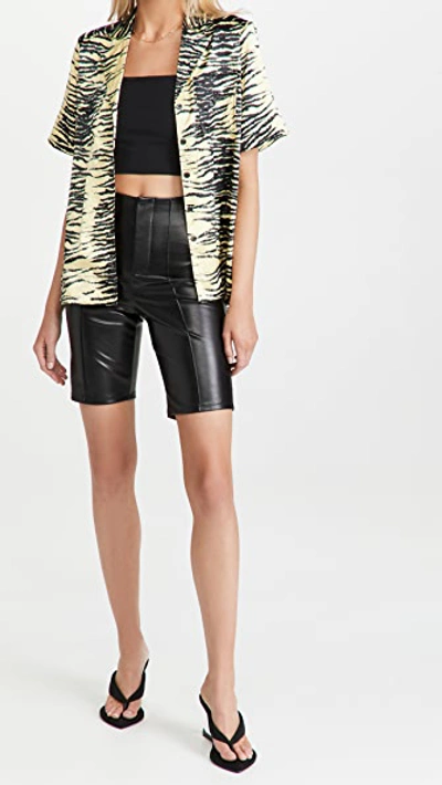 Shop Good American Better Than Leather Bike Shorts In Black001