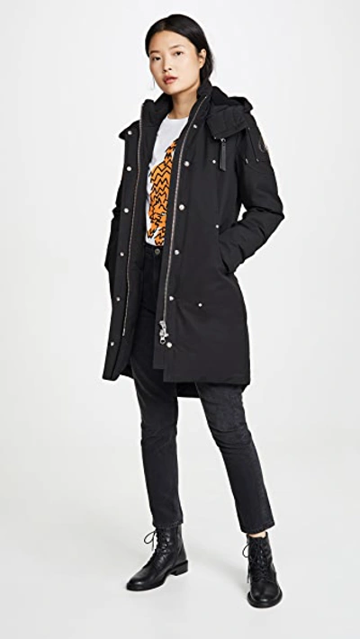 Shop Moose Knuckles Longue Rive Parka In Black