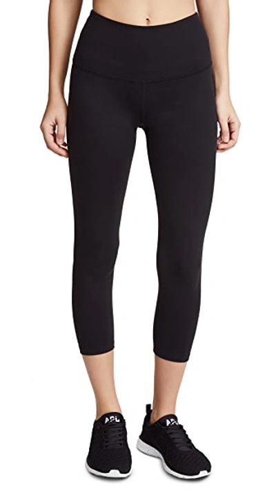 Core High Waisted Capri Leggings