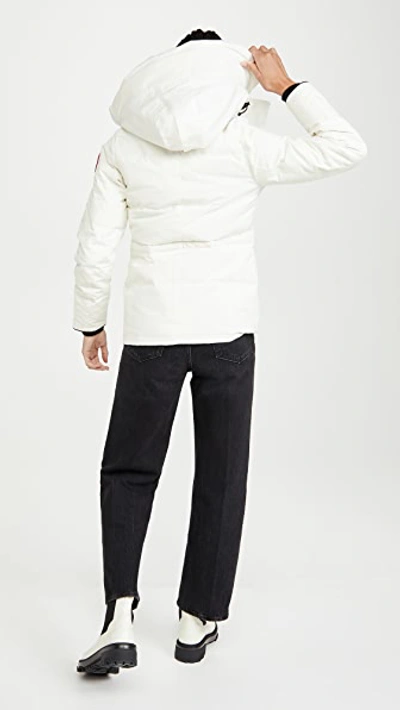 Shop Canada Goose Chelsea Parka N Star Wh-bl De Let Du Nrd