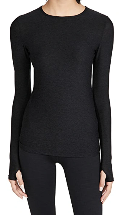 Beyond Yoga Featherweight Classic Crew Pullover Top In Darkest Night