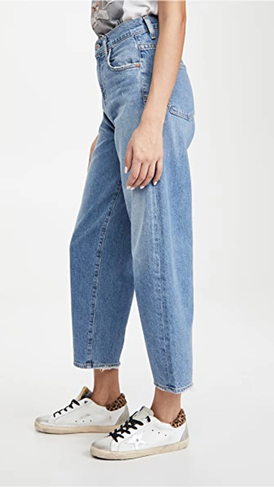 Shop Citizens Of Humanity Calista Curve Jeans In Daydream