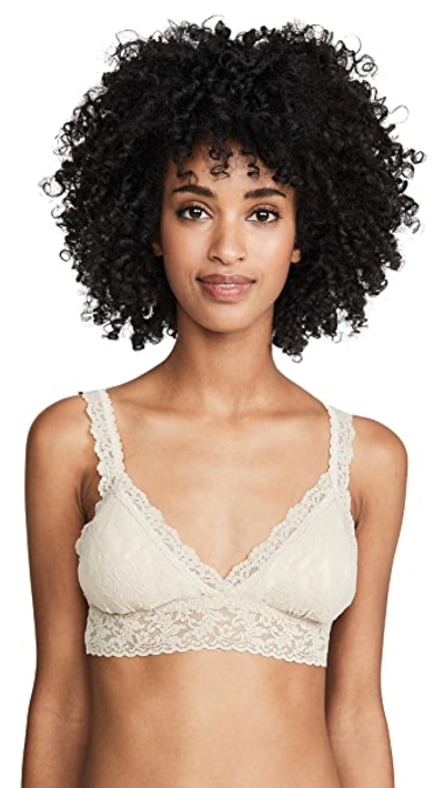 Hanky Panky Signature Lace Padded Crossover Bralette In Chai
