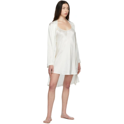 Shop La Perla White Silk Short Robe In 0031 Naturale
