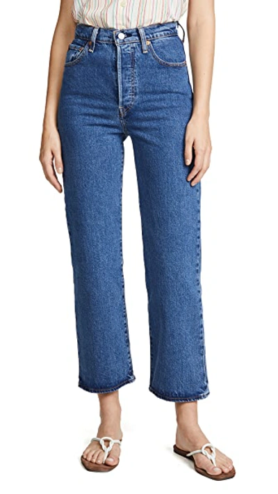 Shop Levi's Ribcage Straight Ankle Jeans In Georgie