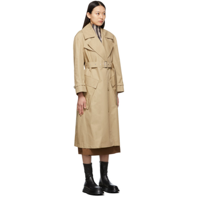 Shop Burberry Beige Cotton Pocket Laxton Trench Coat In Honey