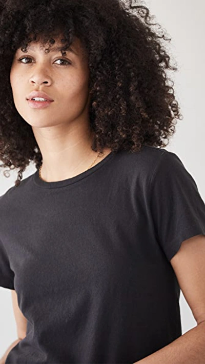 Re/done 1950s Boxy Cotton Tee In Washed Black
