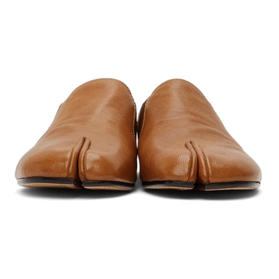 Shop Maison Margiela Off-white Elasticized Tabi Loafers In H8688 Angora / Masti