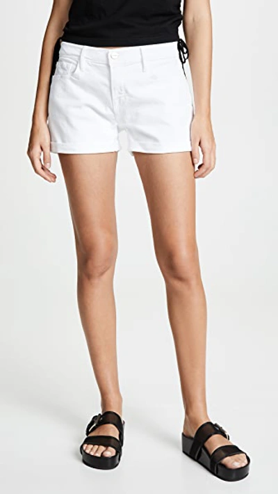 Shop Frame Le Cutoff Cuffed Shorts Blanc