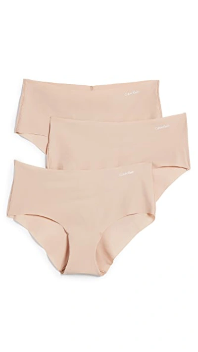 Calvin Klein Underwear Invisibles Hipster 3 Pack In Light Caramel