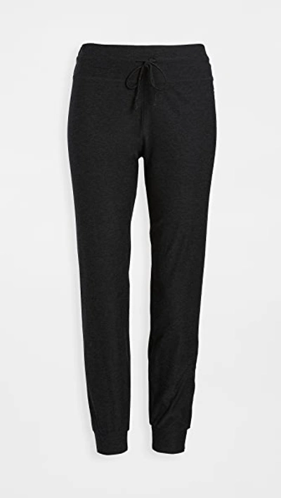 Beyond Yoga Brushed Up Lounge Around Midi Jogger In Black