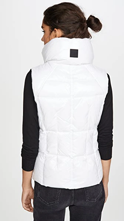 Shop Sam Freedom Vest Snow