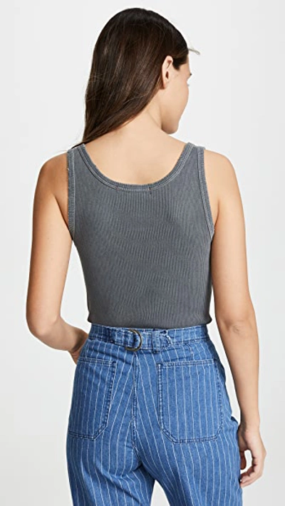 Amo Crop Rib Tank In Faded Black