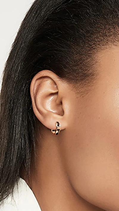 Tory Burch Serif-t Enamel Huggie Hoop Earrings In Tory Gold/black | ModeSens