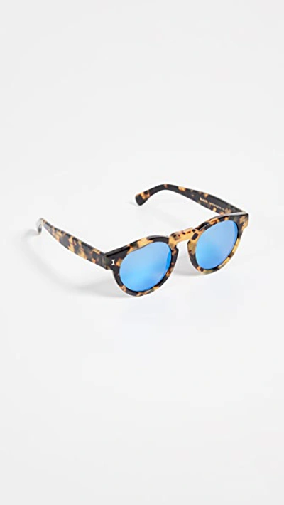 Shop Illesteva Leonard Mirrored Sunglasses In Tortoise/blue