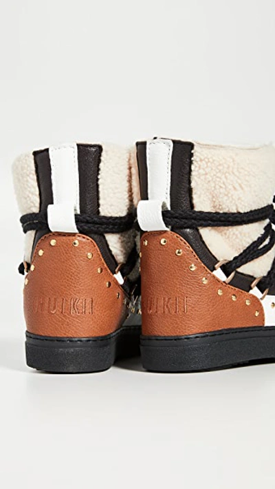 Inuikii Curly Rock Shearling Colorblock Snow Booties In Cream