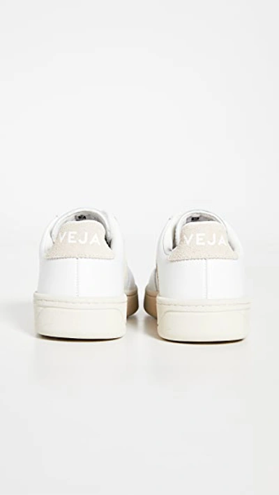 Veja V-12 Sneakers In Extra-white/sable