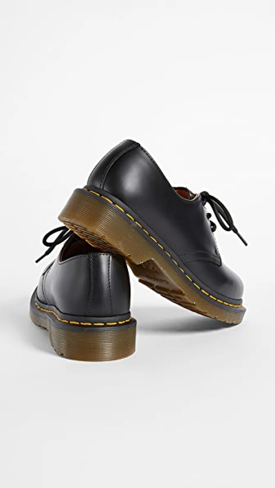 Dr. Martens' 1461 Virginia Lace-up Loafers In Black