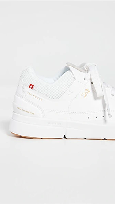 Shop On The Roger Centre Court Sneakers White/gum