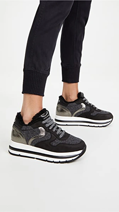 Voile Blanche Women's Maran Shearling Low Top Sneakers In Nero-grigio In Black/grey