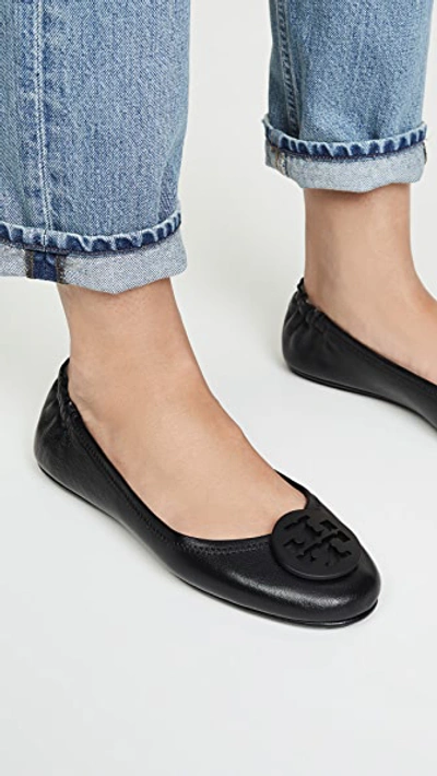 Tory Burch Logo-plaque Leather Ballerina Pumps In Perfect Black