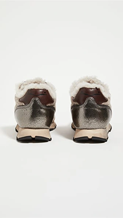 Voile Blanche Julia Shearling Trainers In Beige/black