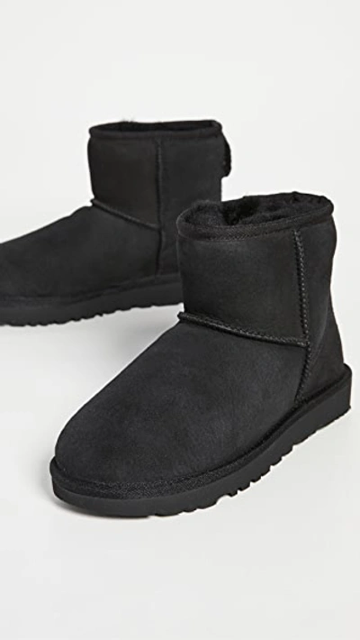 Ugg Womens  Classic Mini Ii In Black