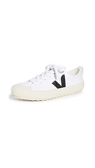 Nova Vegan Sneakers