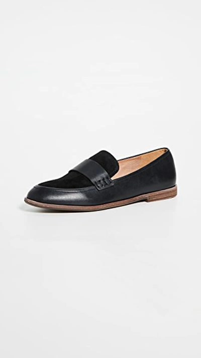 Shop Madewell Alex Loafers In True Black