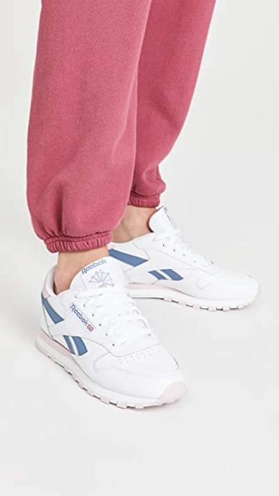 Reebok Women's Classic Leather Shoes In Ftwr White/ftwr White/essential Blue |