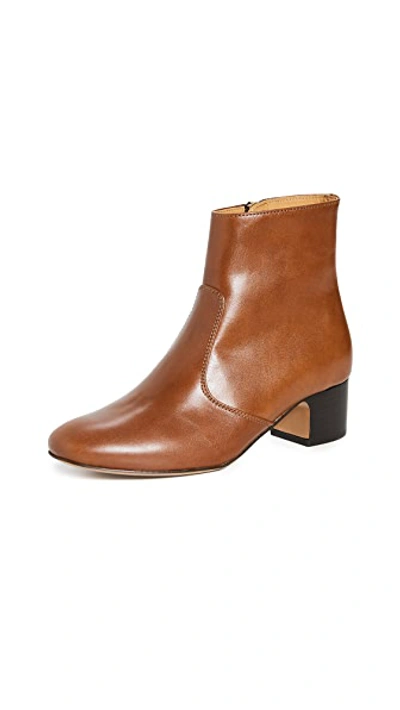 Shop Apc Joey Boots In Cad Noisette