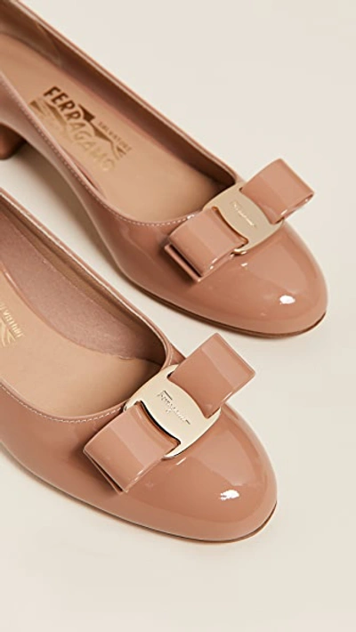 Shop Ferragamo Vara Low Heel Pumps In New Blush