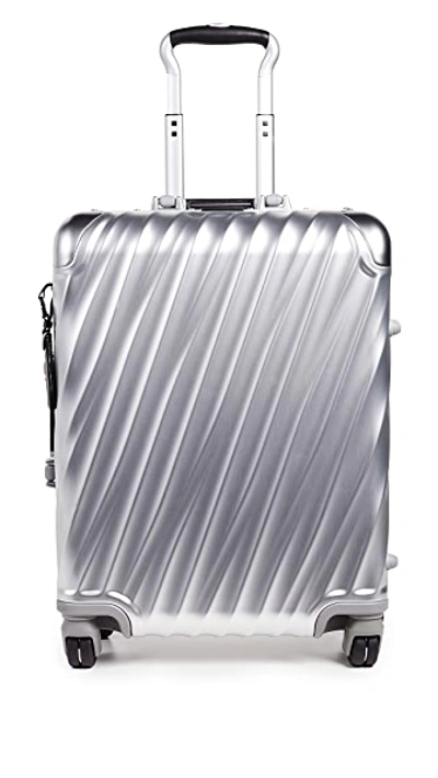 19 Degree Aluminum Continental Carry On Suitcase