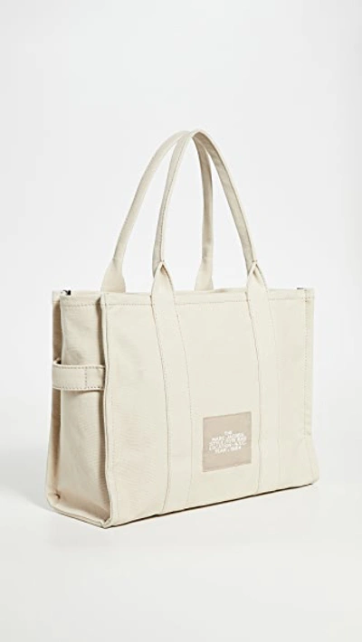 Marc Jacobs The Traveler Tote In Beige